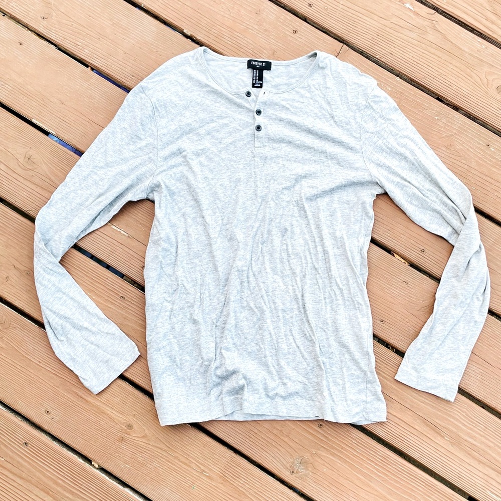 Men’s Light Grey Long Sleeve from forever 21, Medium